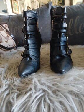 Dollhouse Ankle boots